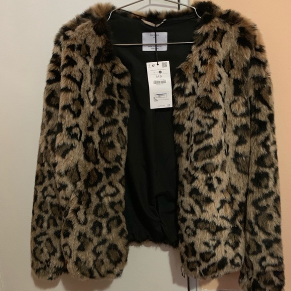 bershka leopard coat